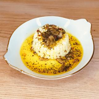 Ziegenfrischkäse in Öl mit Mafiosigewürz - 1 Portion im Glas (ca. 230g)
