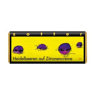 Heidelbeeren auf Zitronencreme